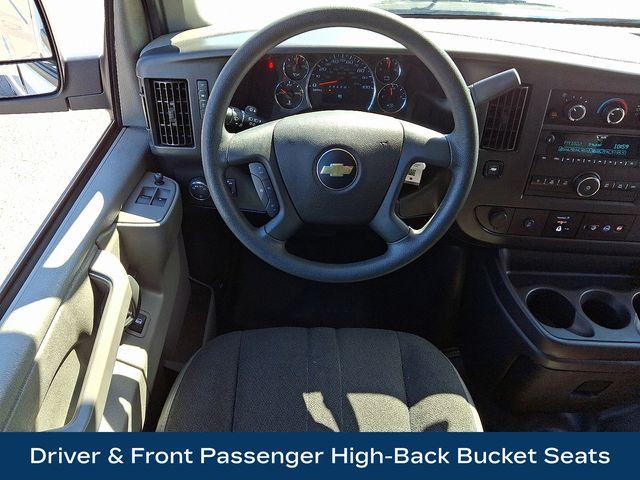 2024 Chevrolet Express Cargo 2500 Vehicle Photo in DANBURY, CT 06810-5034