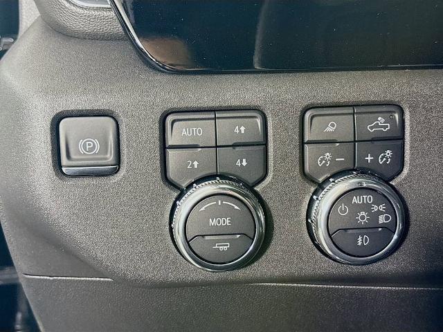 2025 GMC Sierra 3500 HD Vehicle Photo in PUYALLUP, WA 98371-4149