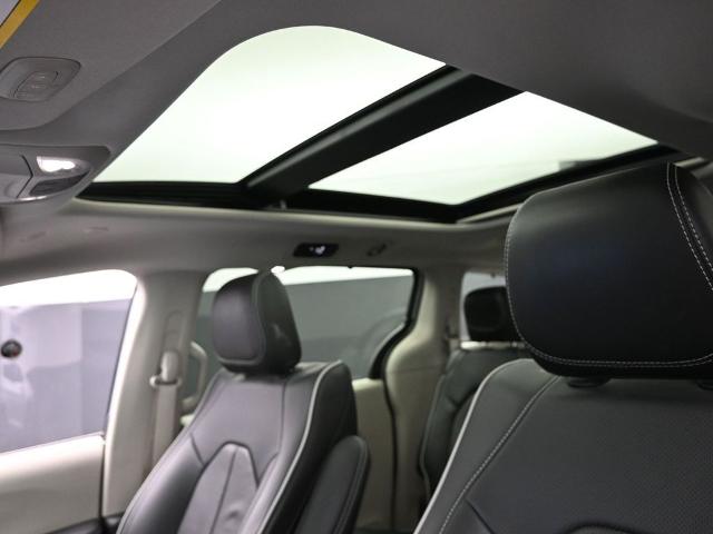 2024 Chrysler Pacifica Vehicle Photo in Cedar Rapids, IA 52402