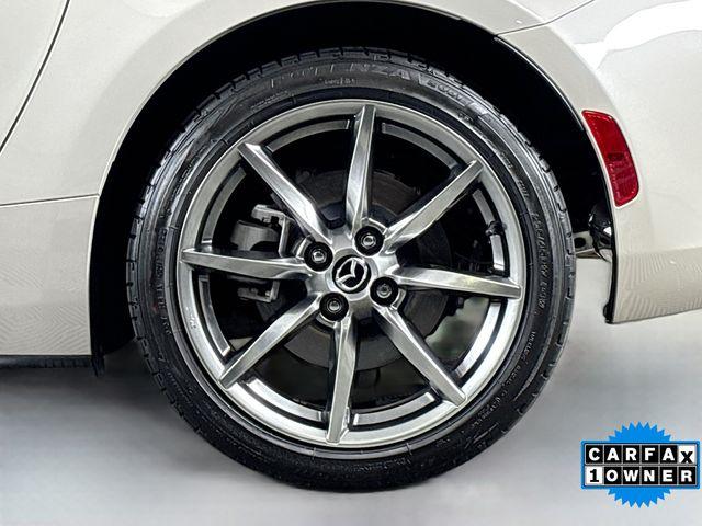 2022 Mazda MX-5 Miata Vehicle Photo in Puyallup, WA 98371