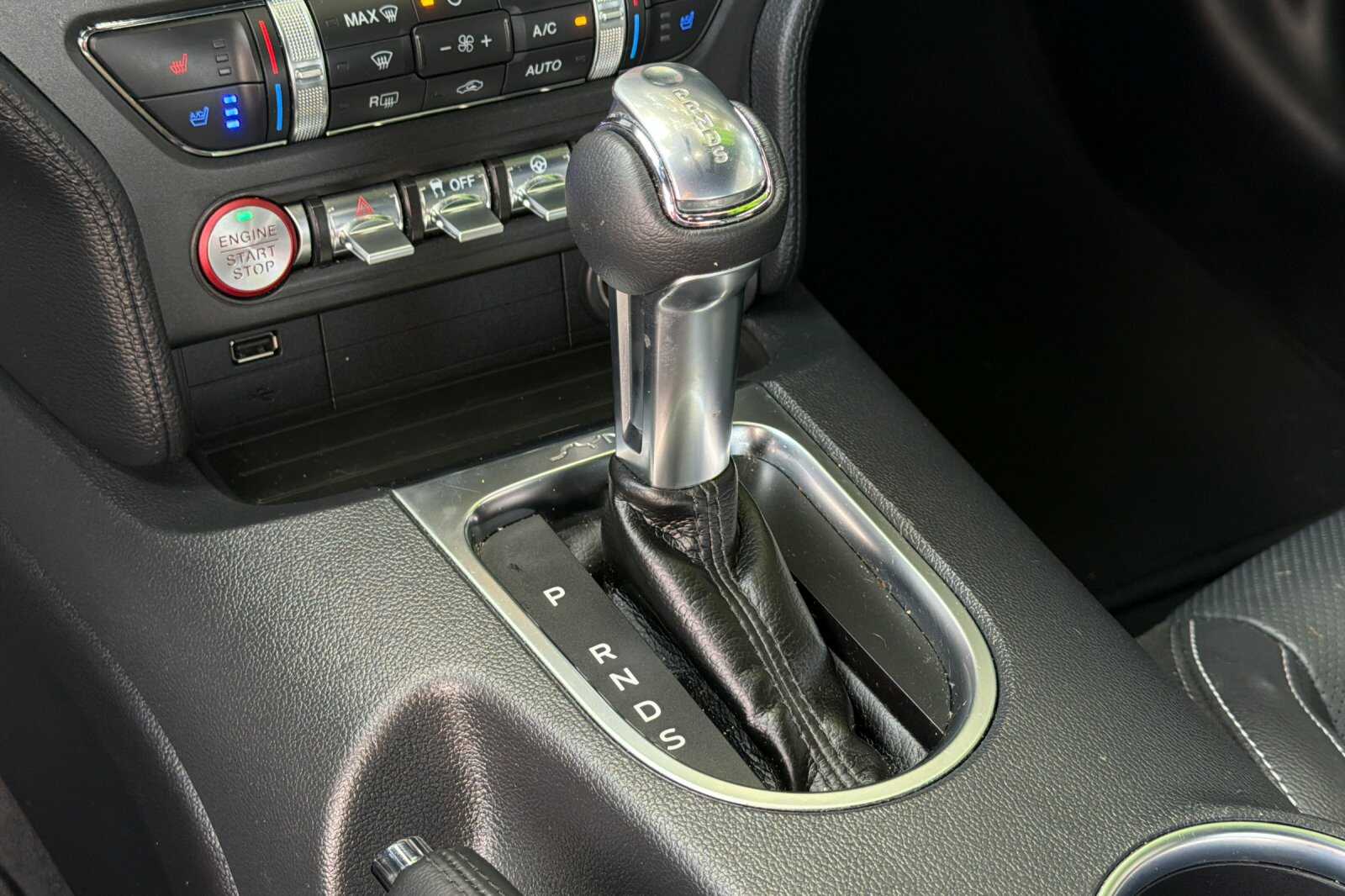 2022 Ford Mustang GT Premium - Photo 27