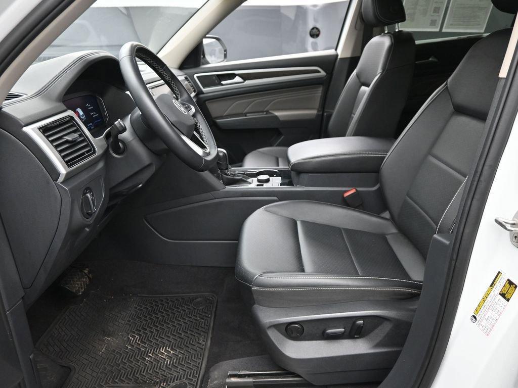 2023 Volkswagen Atlas Vehicle Photo in Cedar Rapids, IA 52402