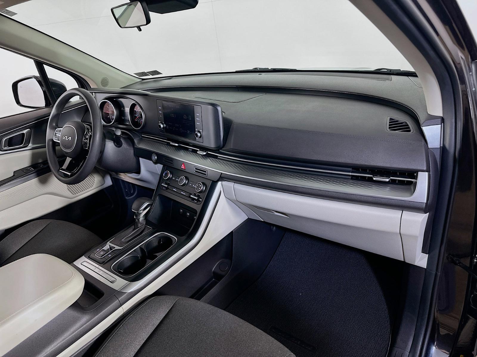 2023 Kia Carnival Vehicle Photo in Langhorne, PA 19047