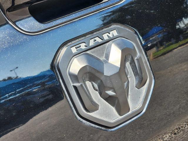 2021 Ram 1500 Vehicle Photo in DENTON, TX 76210-9321