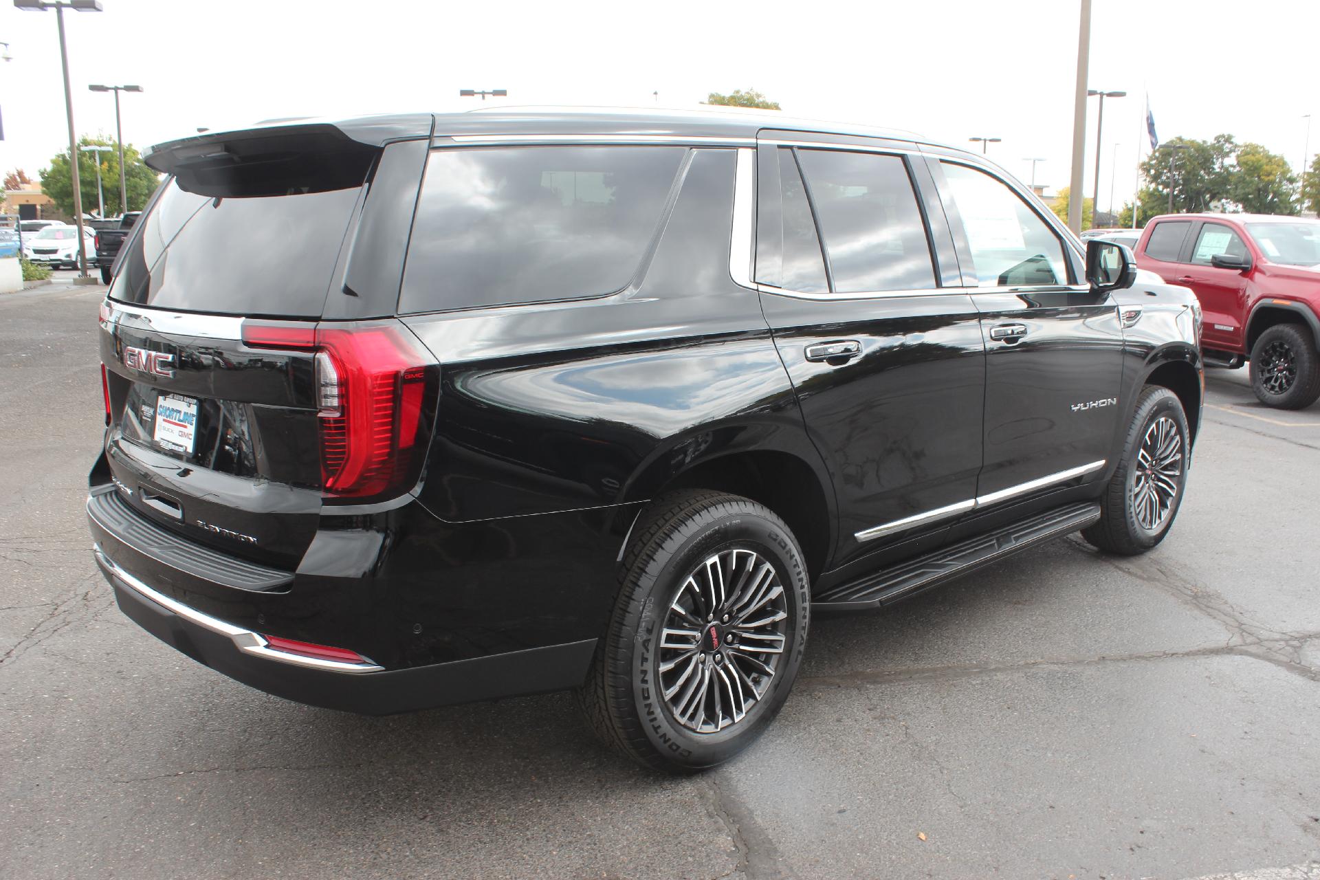 2026 GMC Yukon Vehicle Photo in AURORA, CO 80012-4011