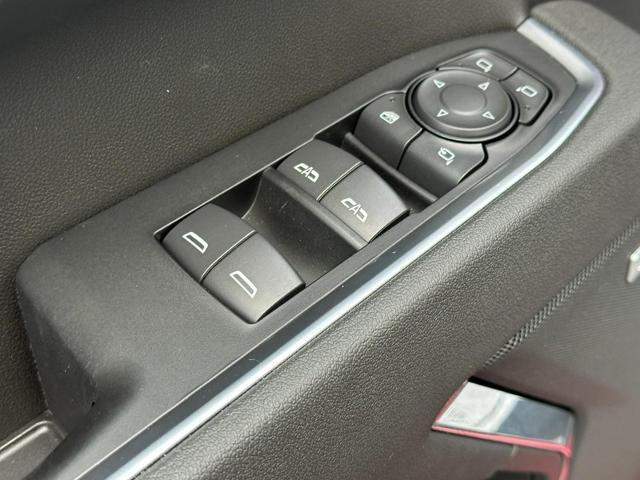 2026 Chevrolet Silverado 1500 Vehicle Photo in COLUMBIA, MO 65203-3903