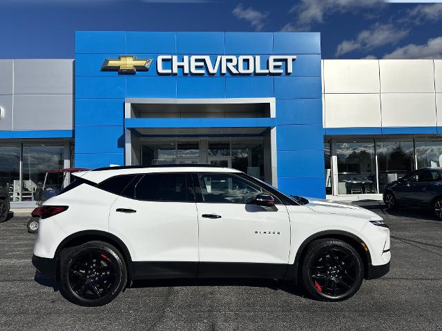 2023 Chevrolet Blazer Vehicle Photo in AMSTERDAM, NY 12010-6209