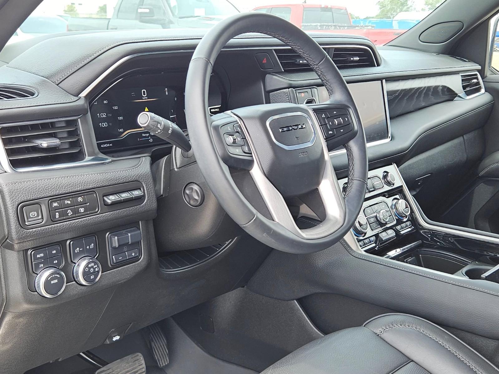 2024 GMC Yukon Vehicle Photo in Seguin, TX 78155