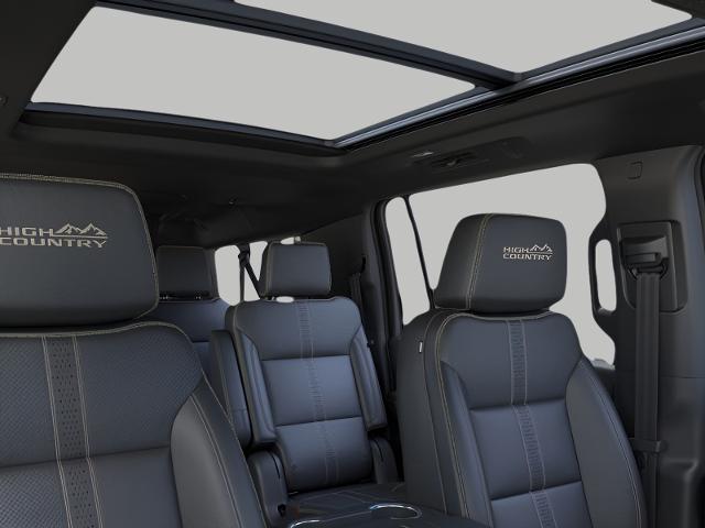 2025 Chevrolet Suburban Vehicle Photo in NEENAH, WI 54956-2243