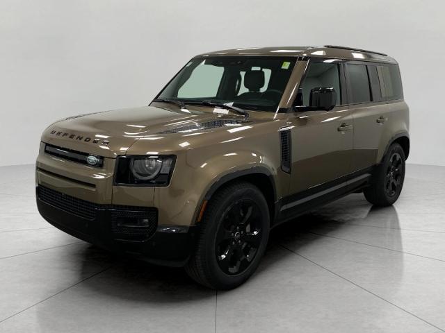 2025 Defender Vehicle Photo in Appleton, WI 54913