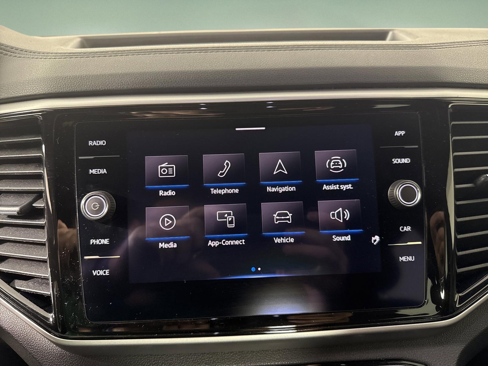 2022 Volkswagen Atlas Cross Sport Vehicle Photo in Georgetown, TX 78626