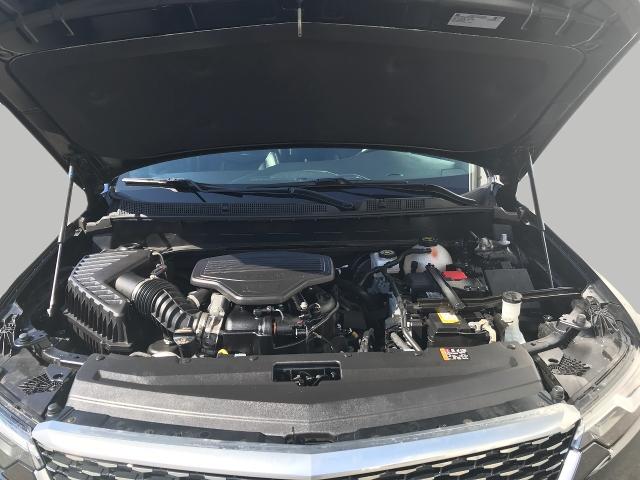 2025 Cadillac XT6 Vehicle Photo in GREEN BAY, WI 54303-3330