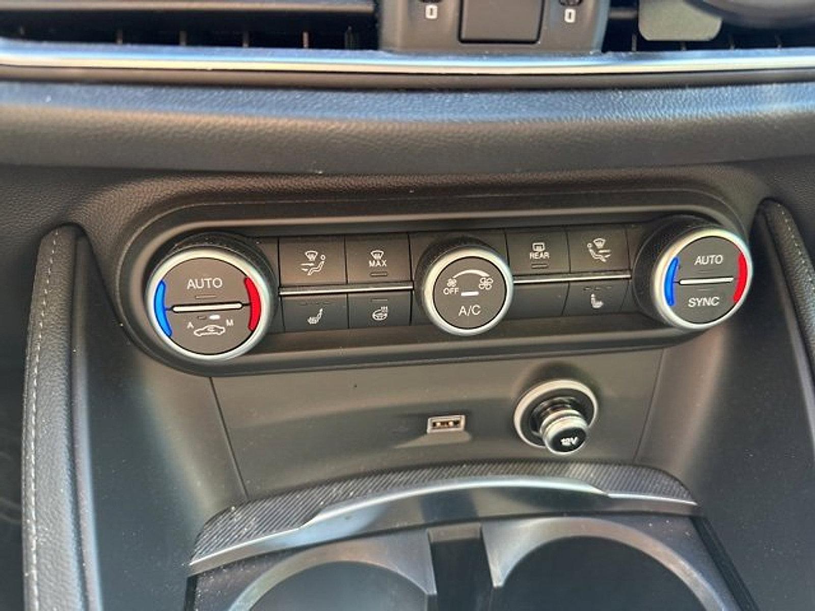 2020 Alfa Romeo Stelvio Vehicle Photo in Willow Grove, PA 19090