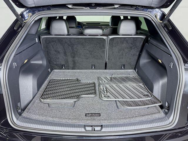 2023 Volkswagen Atlas Cross Sport Vehicle Photo in Puyallup, WA 98371