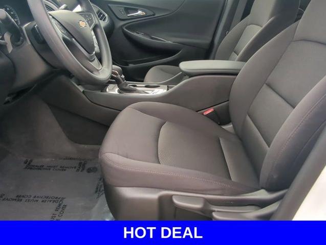 2022 Chevrolet Malibu Vehicle Photo in Merrillville, IN 46410
