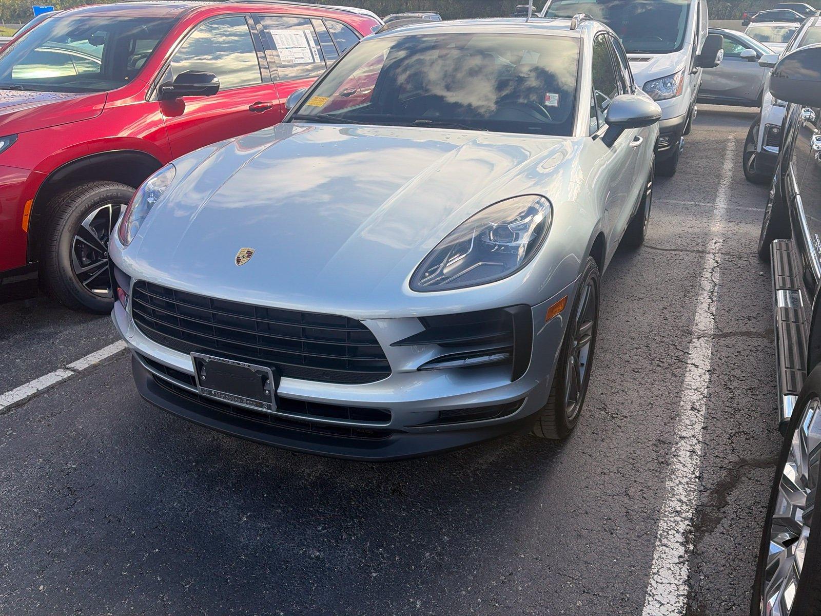 2019 Porsche Macan Vehicle Photo in BENTONVILLE, AR 72712-7554