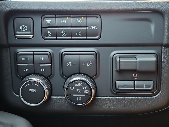2025 Chevrolet Tahoe Vehicle Photo in EASTLAND, TX 76448-3020