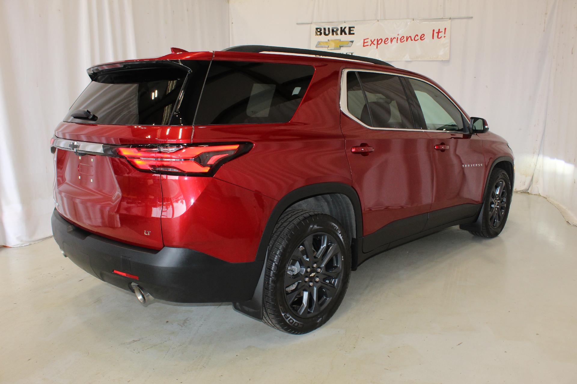 2023 Chevrolet Traverse Vehicle Photo in NORTHAMPTON, MA 01060-1120