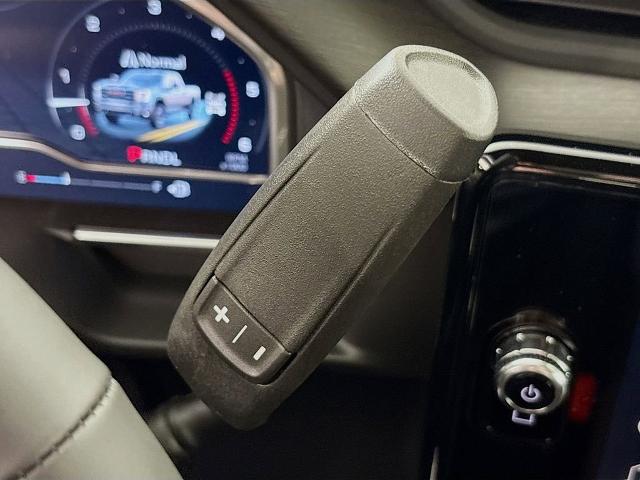 2025 GMC Sierra 2500 HD Vehicle Photo in PUYALLUP, WA 98371-4149