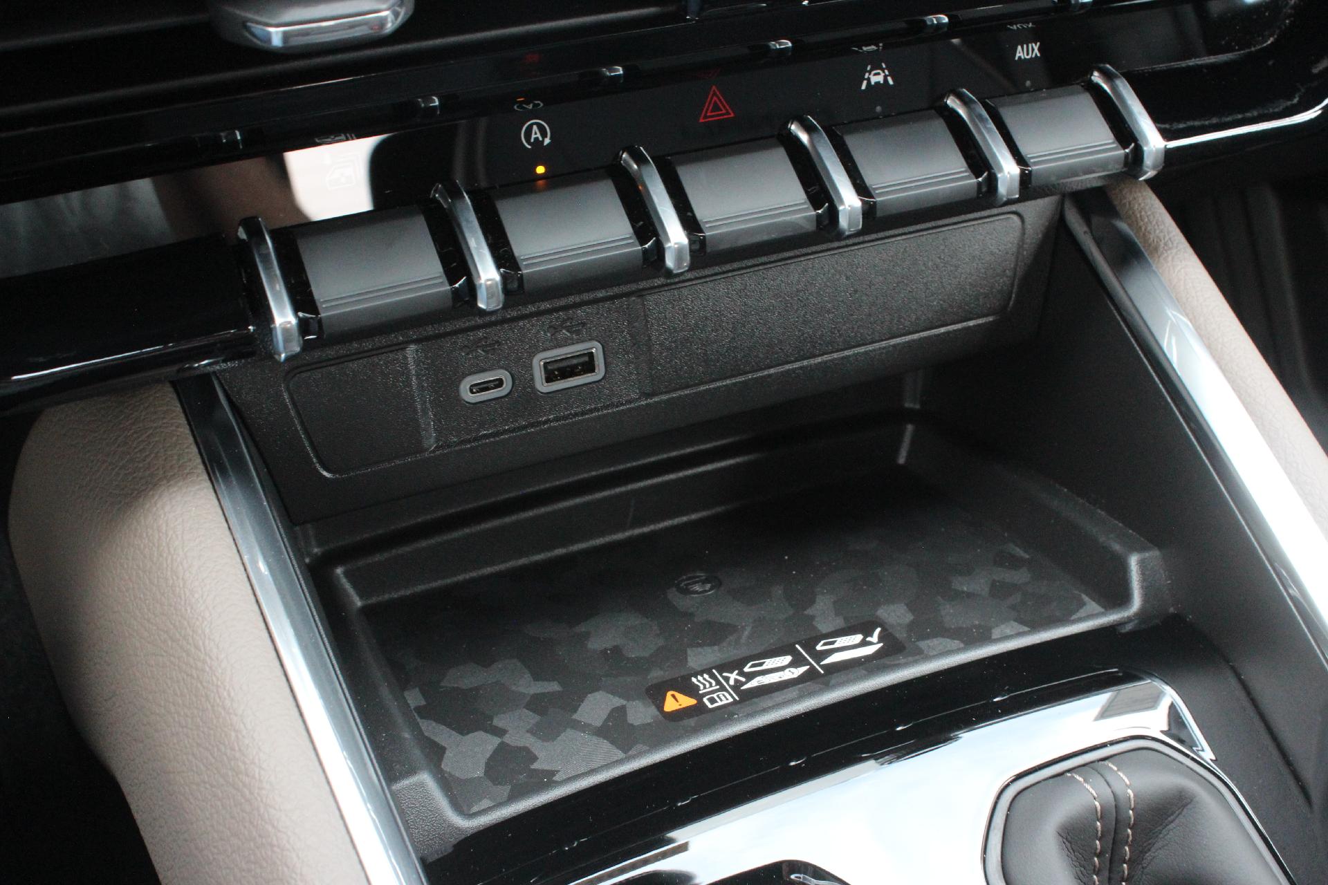 2026 GMC Canyon Vehicle Photo in AURORA, CO 80012-4011