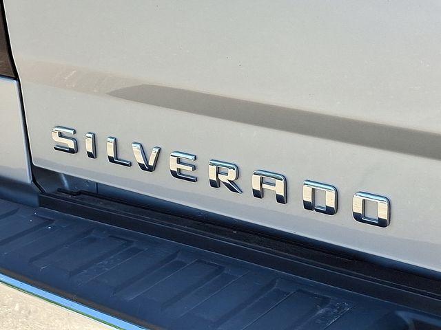 2017 Chevrolet Silverado 1500 Vehicle Photo in DANBURY, CT 06810-5034