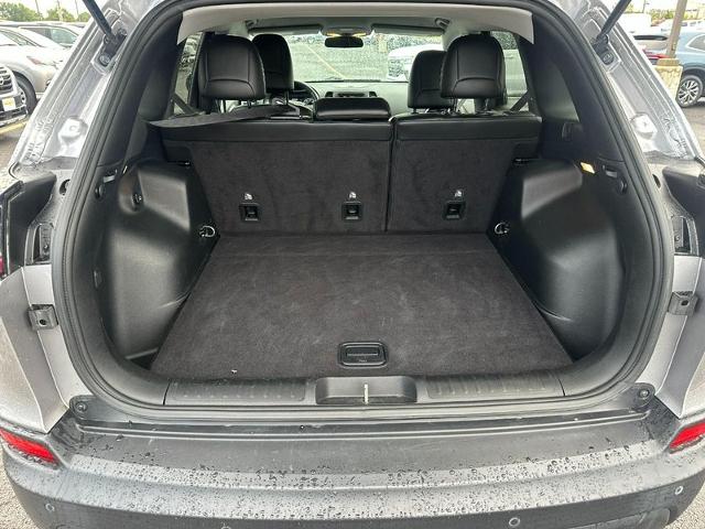 2020 Jeep Cherokee Vehicle Photo in COLUMBIA, MO 65203-3903