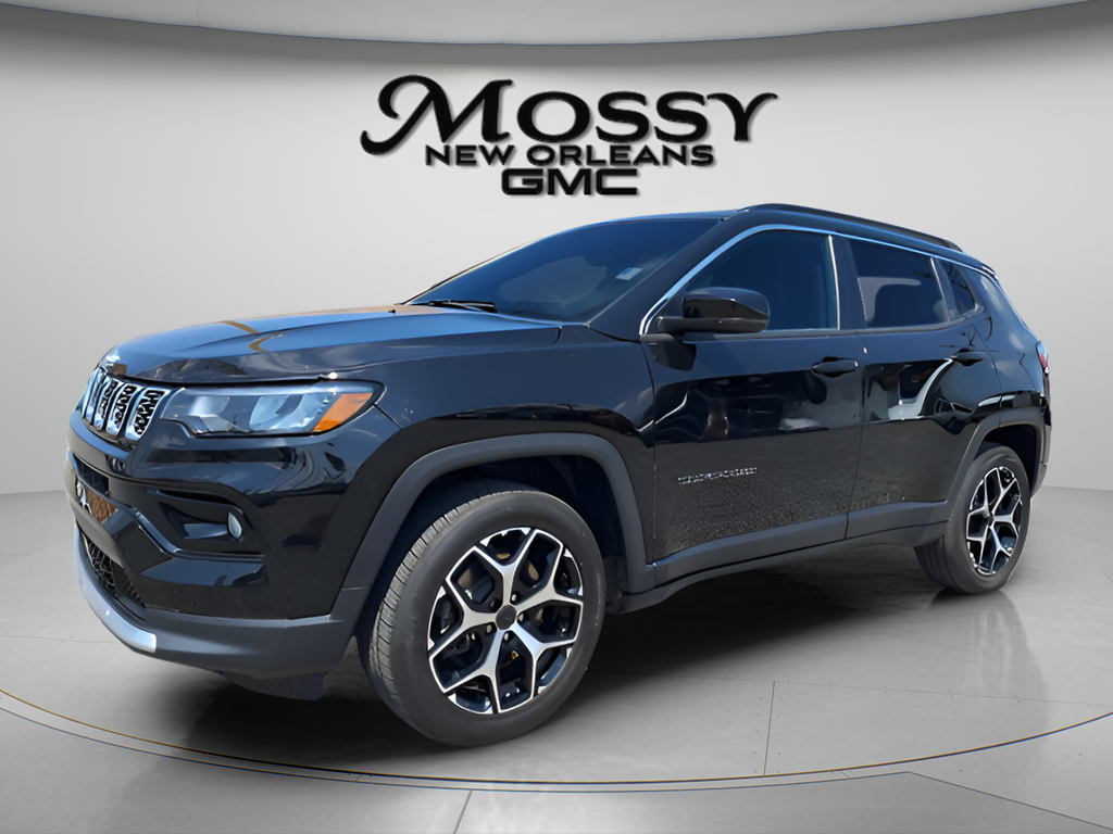 2025 Jeep Compass Vehicle Photo in NEW ORLEANS, LA 70125-2016