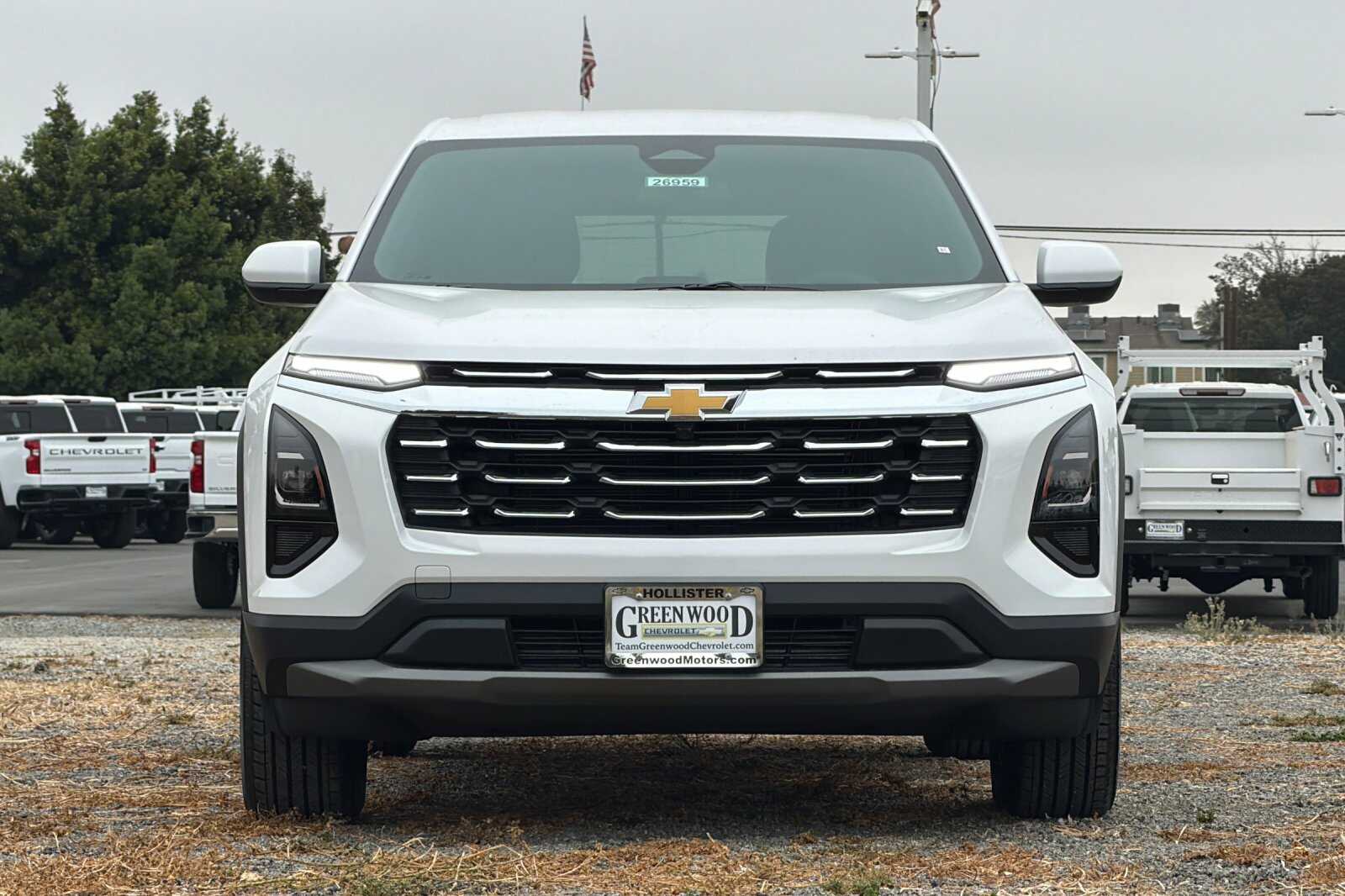 2027 Chevrolet Equinox LT - Photo 9