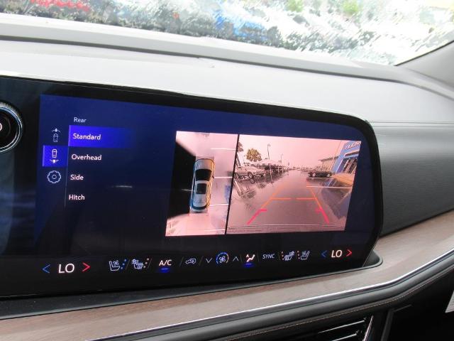 2025 Chevrolet Suburban Vehicle Photo in LEESBURG, FL 34788-4022