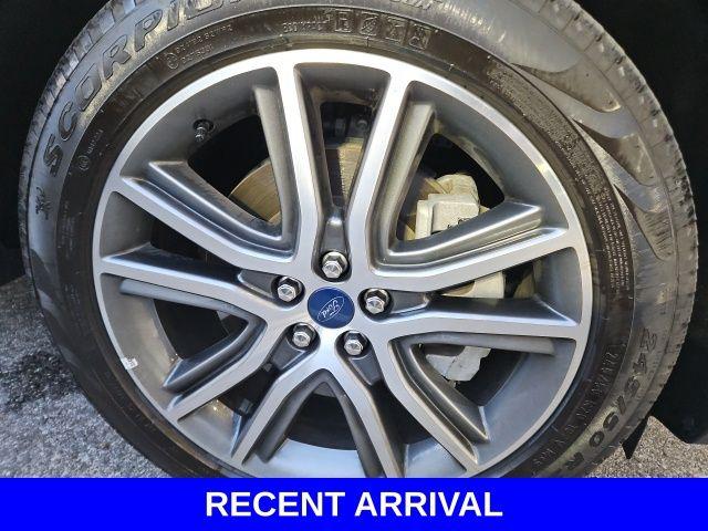 2022 Ford Edge Vehicle Photo in Merrillville, IN 46410