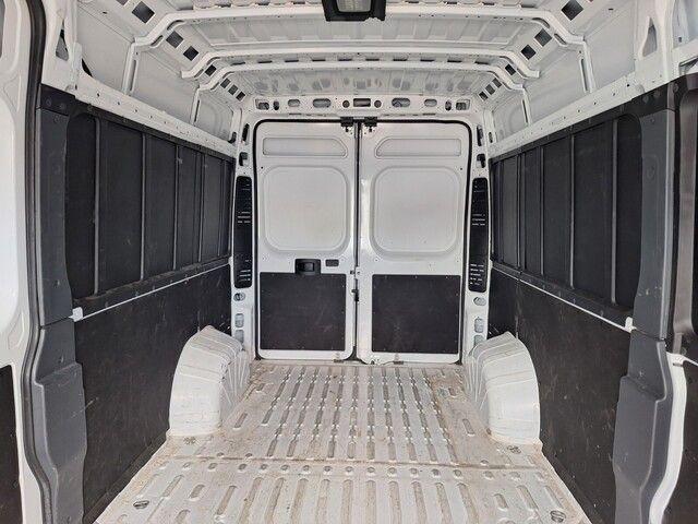 2025 RAM ProMaster Cargo Van Tradesman - 11