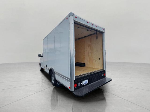 2024 Chevrolet Express Cutaway 3500 Vehicle Photo in NEENAH, WI 54956-2243
