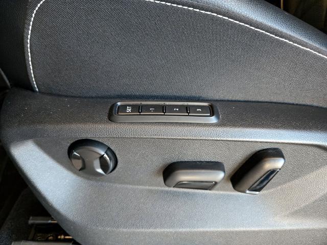 2024 Volkswagen Atlas Cross Sport Vehicle Photo in Weatherford, TX 76087