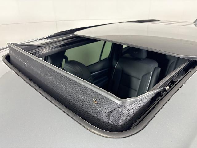 2025 Buick Enclave Vehicle Photo in PUYALLUP, WA 98371-4149