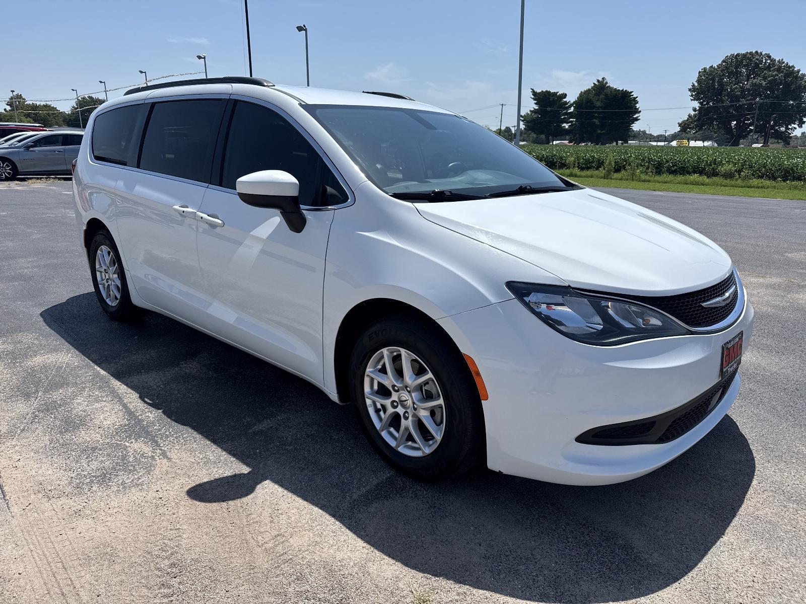 View vehicle photo 7