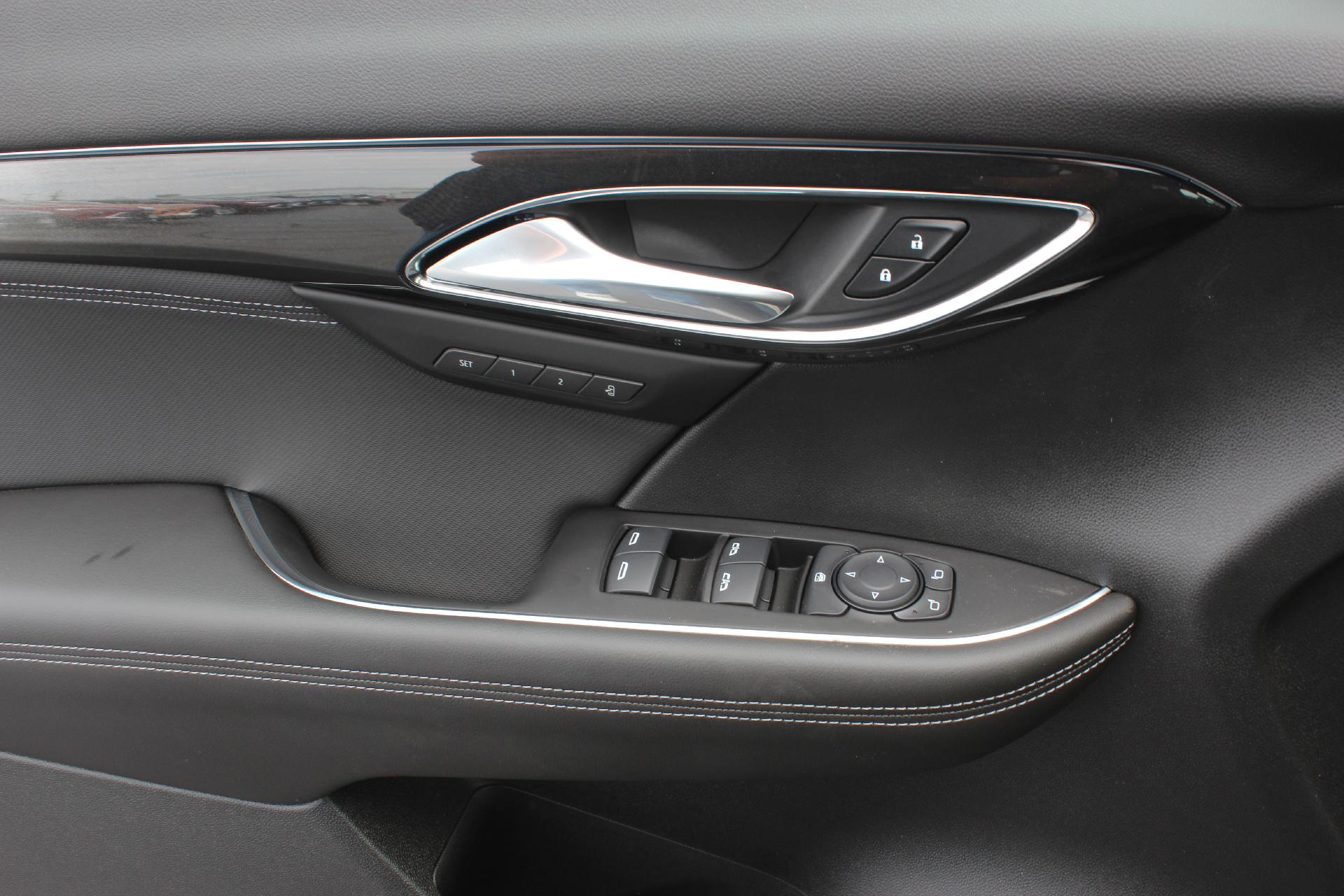 2025 Buick Envision Vehicle Photo in AURORA, CO 80012-4011
