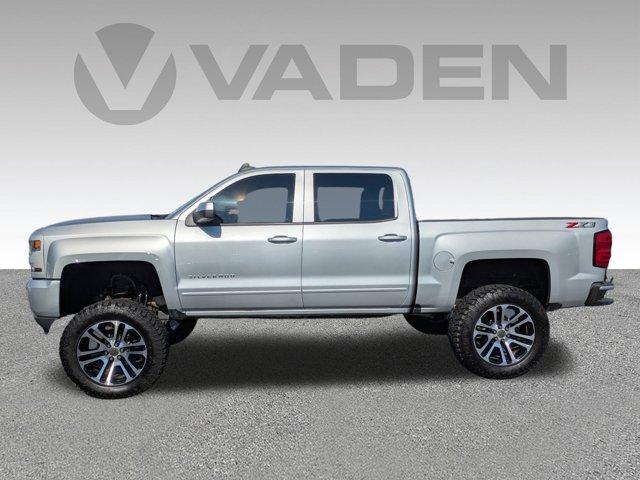 2018 Chevrolet Silverado 1500 Vehicle Photo in BRUNSWICK, GA 31525-1881
