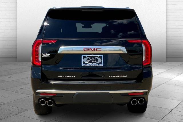 2024 GMC Yukon XL Vehicle Photo in TOPEKA, KS 66609-0000