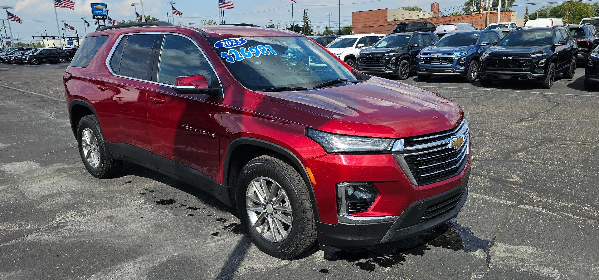 Radiant Red Tintcoat 2023 Chevrolet Traverse SUV / Crossover Front-Wheel Drive 9-Speed Automatic