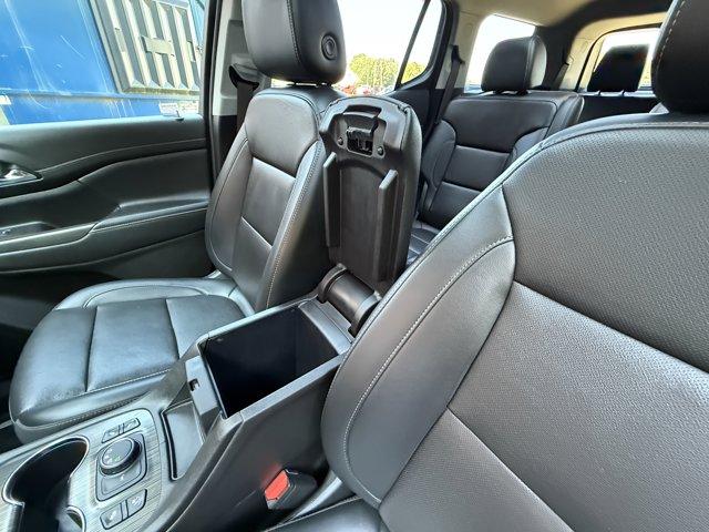 2023 GMC Acadia Vehicle Photo in LEOMINSTER, MA 01453-2952