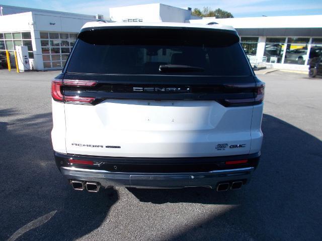 2024 GMC Acadia Vehicle Photo in LOWELL, MA 01852-4336