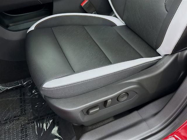 2025 Buick Envision Vehicle Photo in PUYALLUP, WA 98371-4149