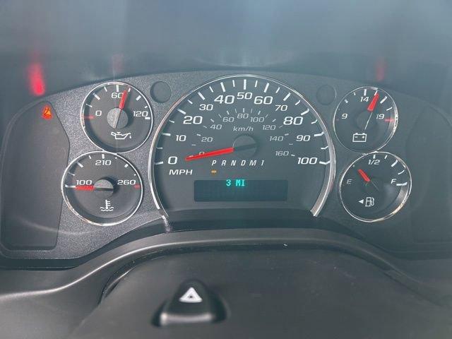 2025 Chevrolet Express Cargo 2500 Vehicle Photo in SAINT CLAIRSVILLE, OH 43950-8512