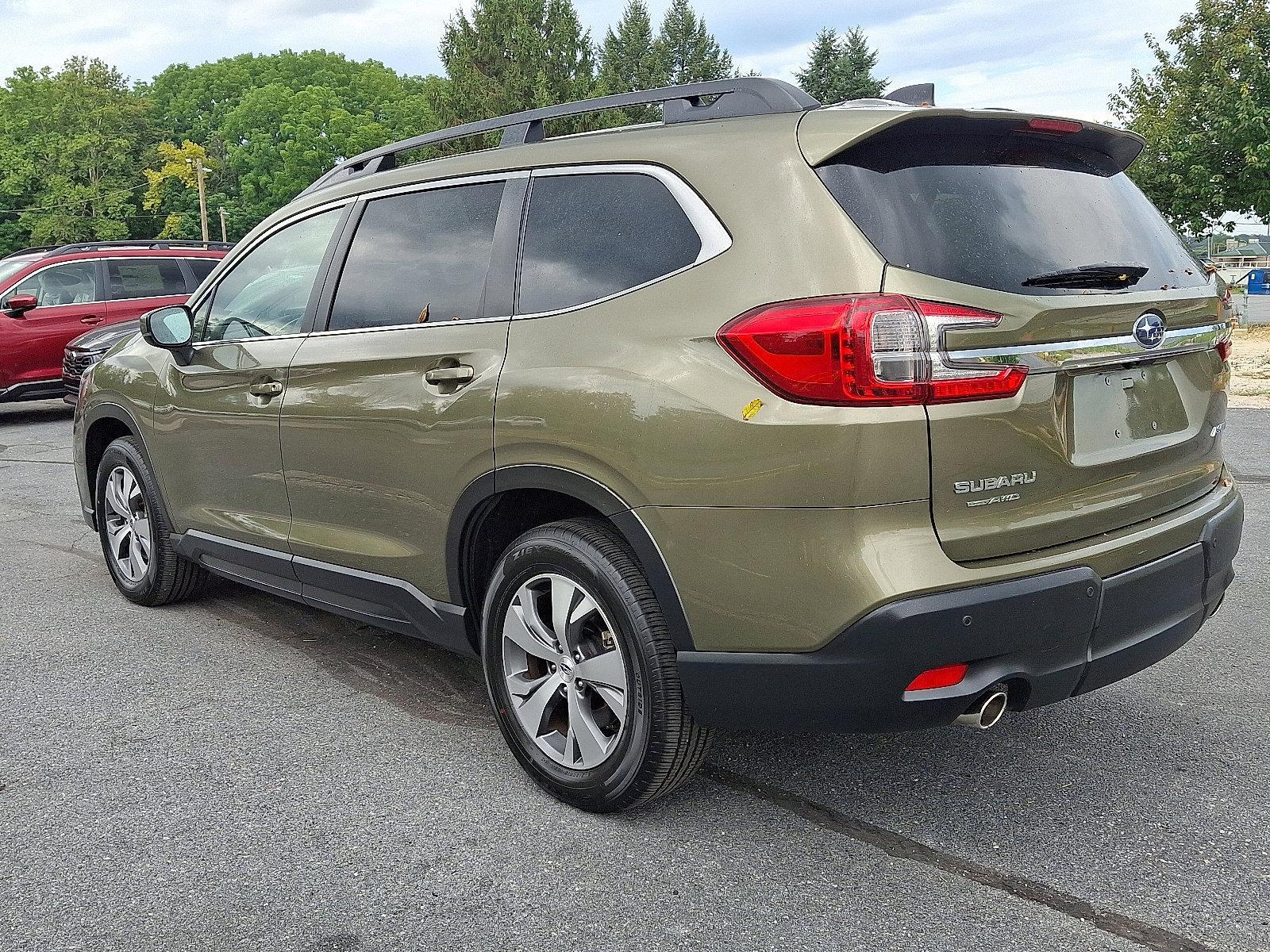2024 Subaru Ascent Vehicle Photo in Harrisburg, PA 17111