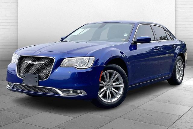 2019 Chrysler 300 Vehicle Photo in INDEPENDENCE, MO 64055-1314