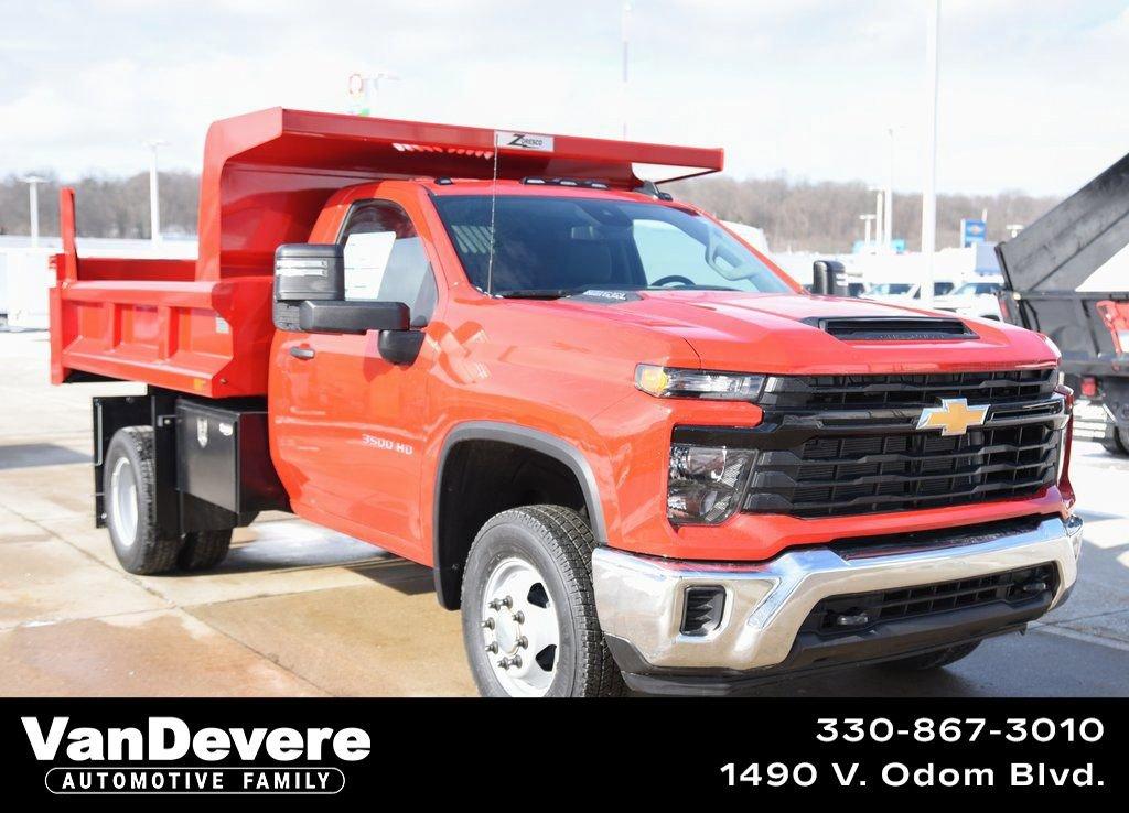 2026 Chevrolet Silverado 3500 HD Chassis Cab Vehicle Photo in AKRON, OH 44320-4088