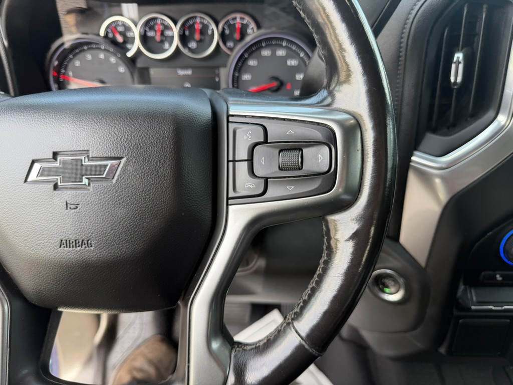 2020 Chevrolet Silverado 1500 photo 22 of 33