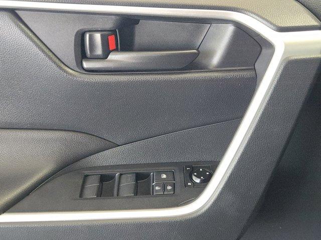 2019 Toyota RAV4 Vehicle Photo in Decatur, TX 76234