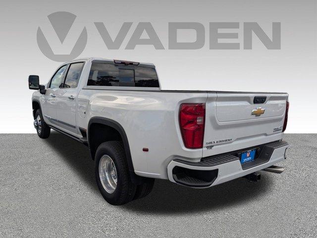 2024 Chevrolet Silverado 3500 HD Vehicle Photo in BRUNSWICK, GA 31525-1881