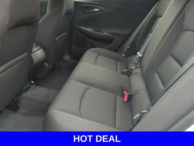 2022 Chevrolet Malibu Vehicle Photo in Merrillville, IN 46410